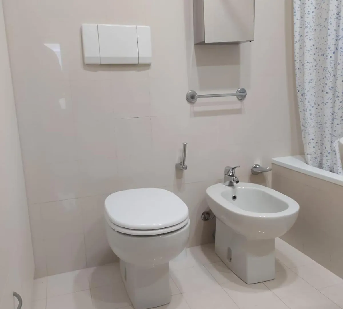 Pcq Apartments - Centro Citta Genoa